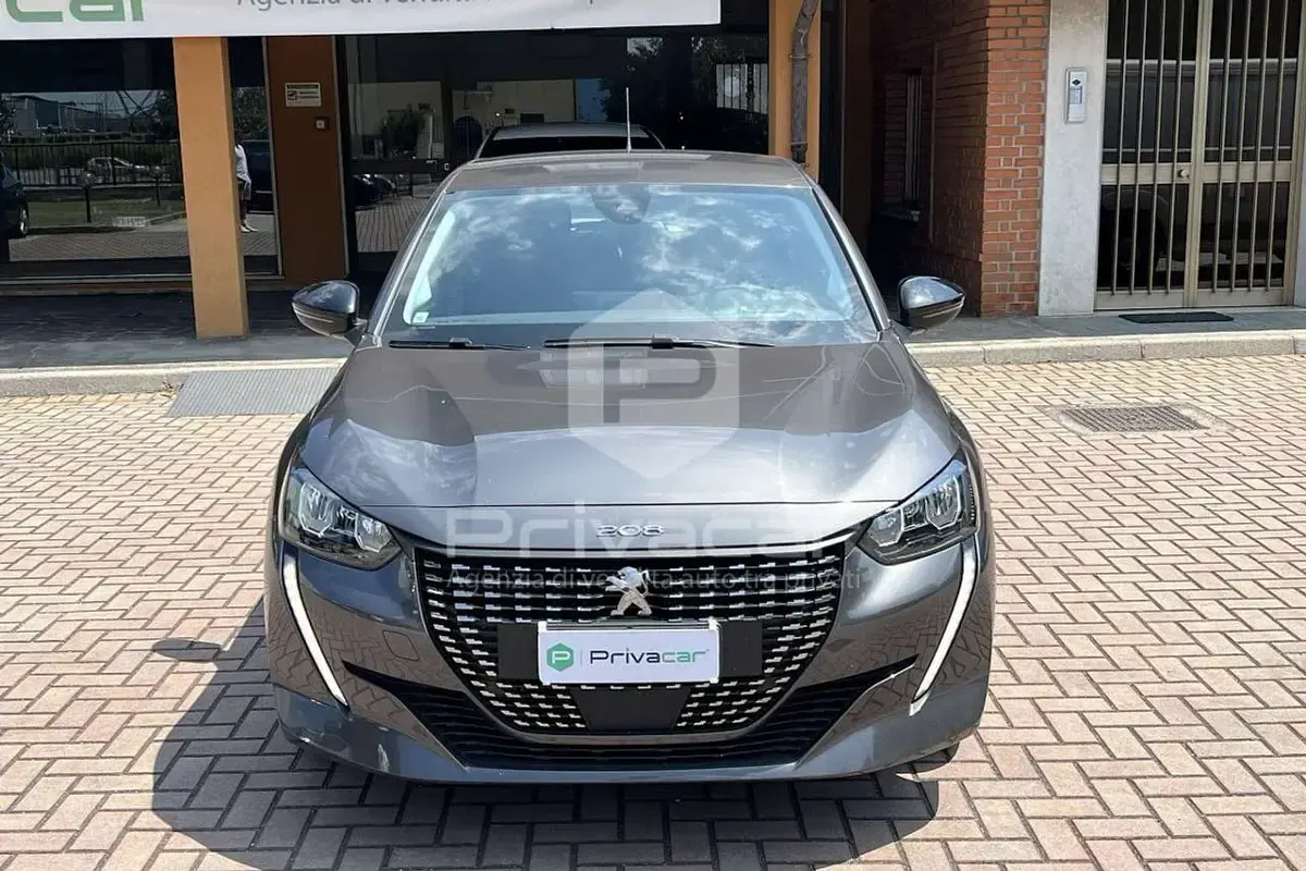 Usata Peugeot 208 Allure 101 CV (74 kW) 2023 Grigio Utilitaria