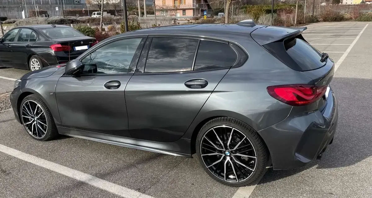 Usata BMW 120 M Sport 190 CV (139 kW) 2021 Grigio Utilitaria