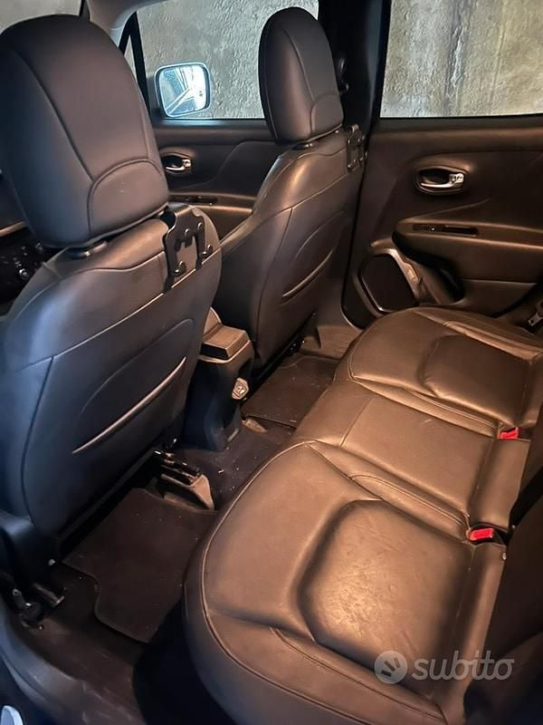 Begagnad Jeep Renegade 140 HK (102 kW) 2018 SUV