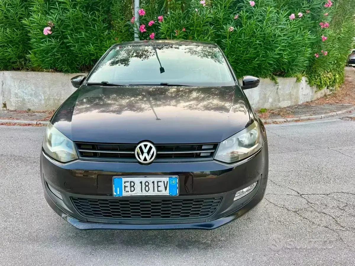 Usata VW Polo 75 CV (55 kW) 2011 Nero Utilitaria
