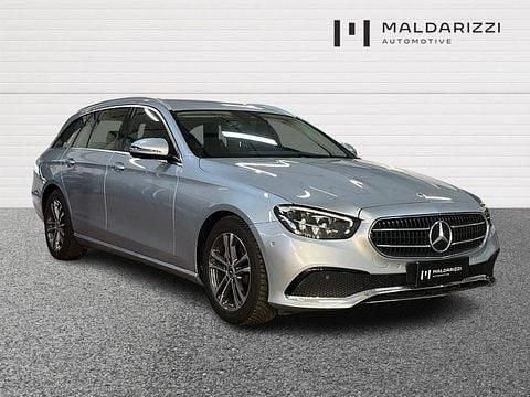 Usata Mercedes 200 Business 160 CV (117 kW) 2023 Argento Station wagon