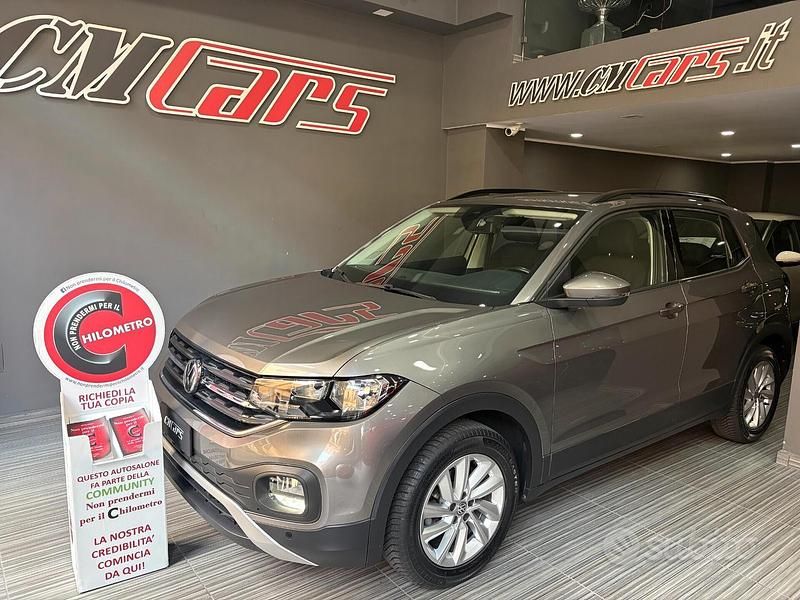 Grigio Usata 2020 VW T-Cross Style SUV | 17.900 € (Buon prezzo) - Immagine 1/4