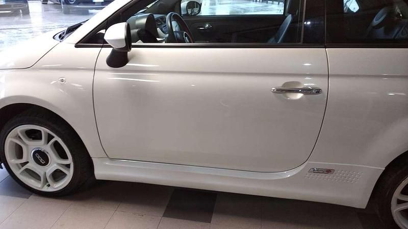 Usata Fiat 500e 83 kW (113 CV) 2019 Bianco Utilitaria