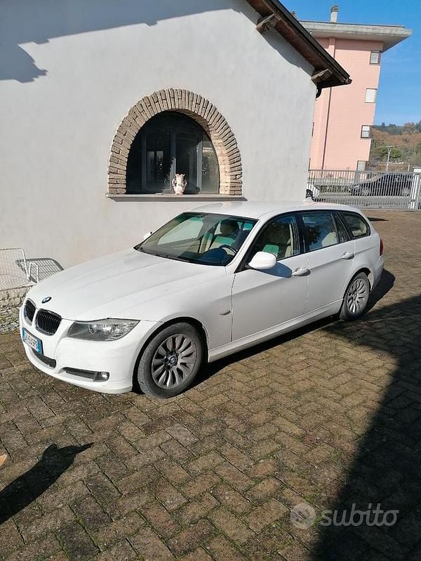 Usata BMW 318 2009 Bianco Station wagon