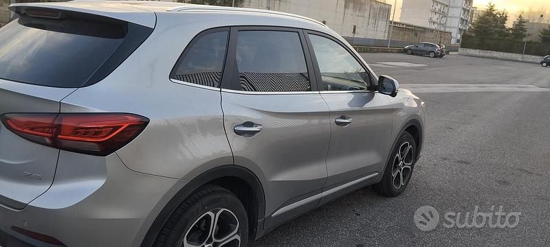 Usata MG ZS 116 CV (85 kW) 2025 Grigio SUV