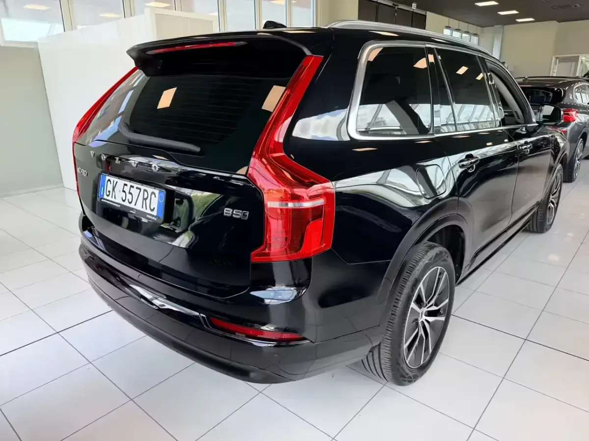 Usata Volvo XC90 Core 235 CV (172 kW) 2022 Nero SUV