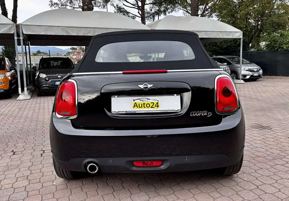 Usata Mini Cooper D Cabriolet 116 CV (85 kW) 2018 Nero Cabrio