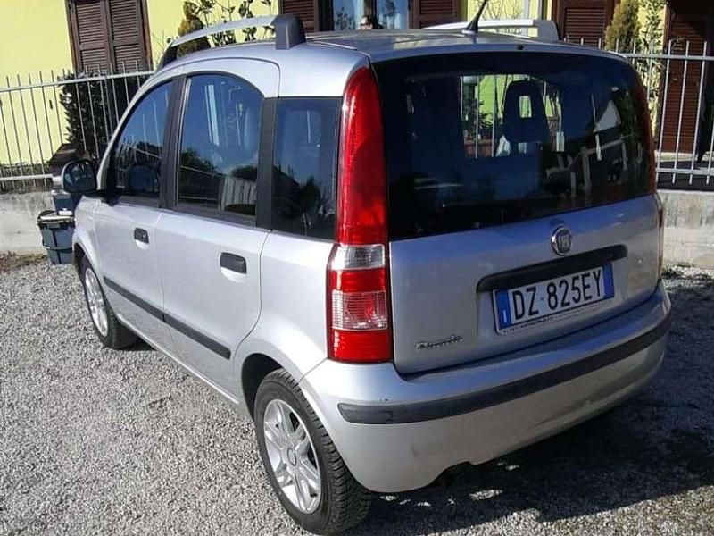 Usata Fiat Panda Dynamic 60 CV (44 kW) 2009 Argento Utilitaria