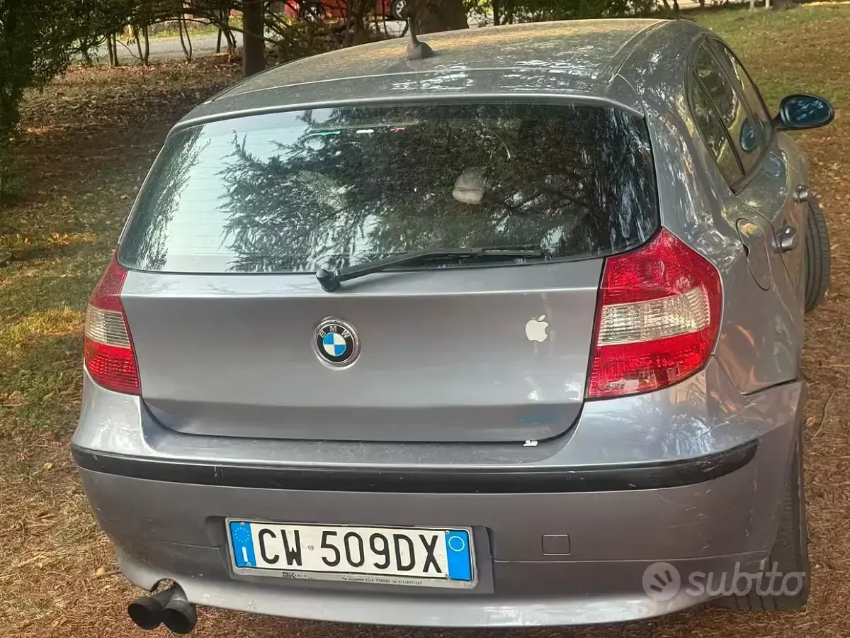 Usata BMW 118 122 CV (89 kW) 2005 Grigio Utilitaria