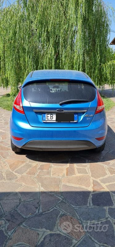 Usata Ford Fiesta 75 CV (55 kW) 2010 Utilitaria