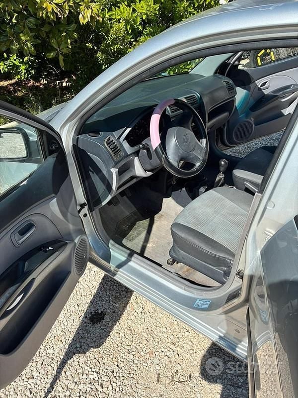 Usata Kia Picanto 65 CV (47 kW) 2006 Utilitaria