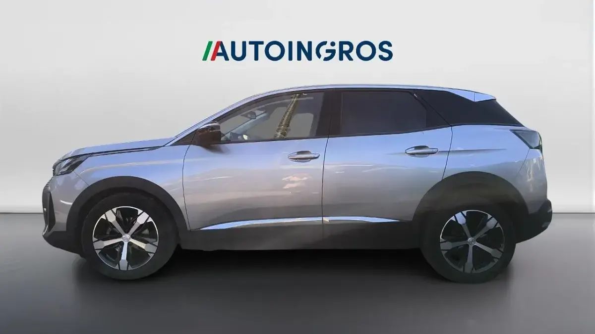 Usata Peugeot 3008 Active 131 CV (96 kW) 2022 Grigio SUV