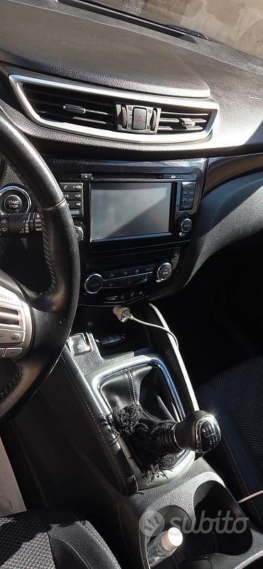 Usata Nissan Qashqai 115 CV (84 kW) 2016 Grigio SUV