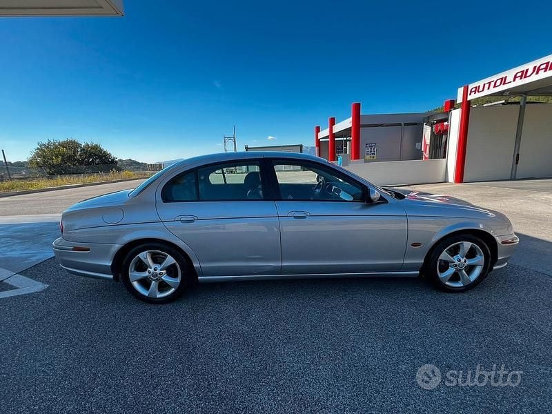 Usata Jaguar S-Type S 2002 Grigio Berlina