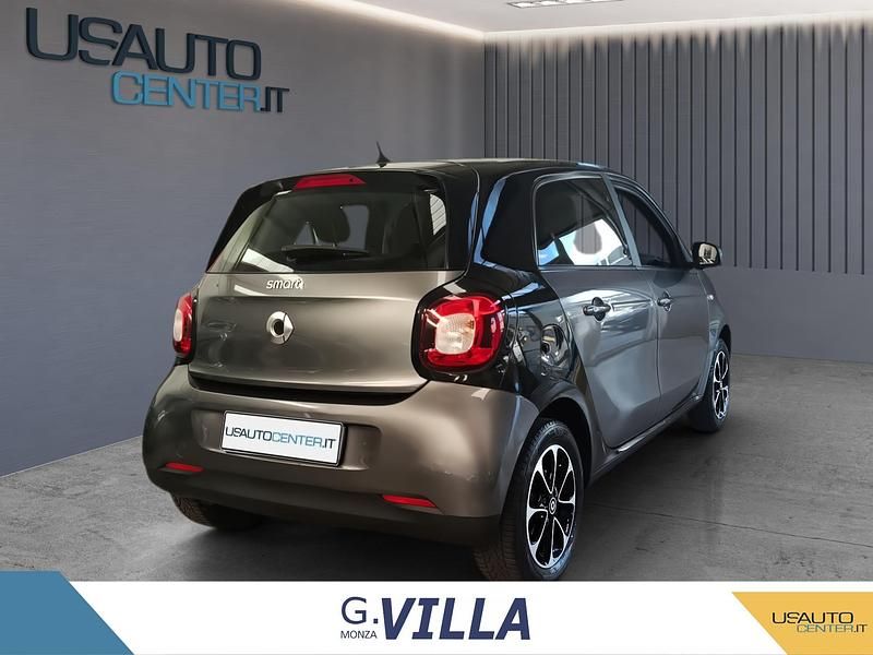 Usata Smart ForFour Prime 71 CV (52 kW) 2016 Grigio Utilitaria