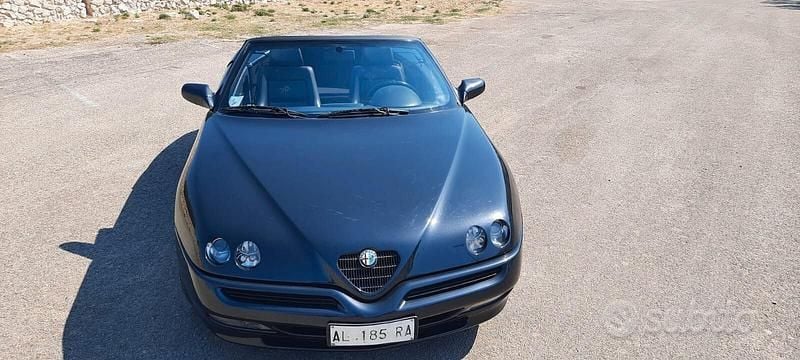 Nero Usata 1996 Alfa Romeo GTV Coupé | 7900 € (Super prezzo) - Immagine 1/4