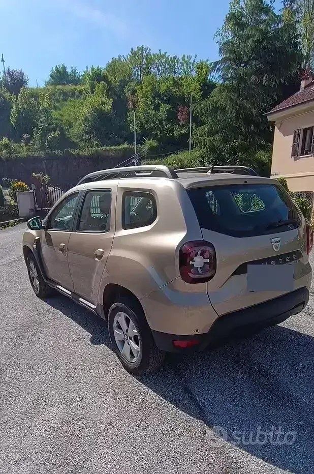 Begagnad Dacia Duster Comfort 116 HK (85 kW) 2019 Grå SUV