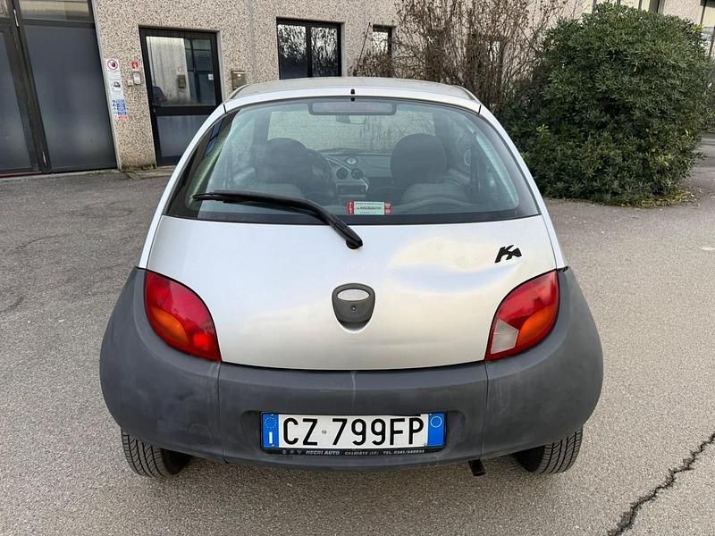 Usata Ford Ka Collection 69 CV (50 kW) 2006 Argento Utilitaria