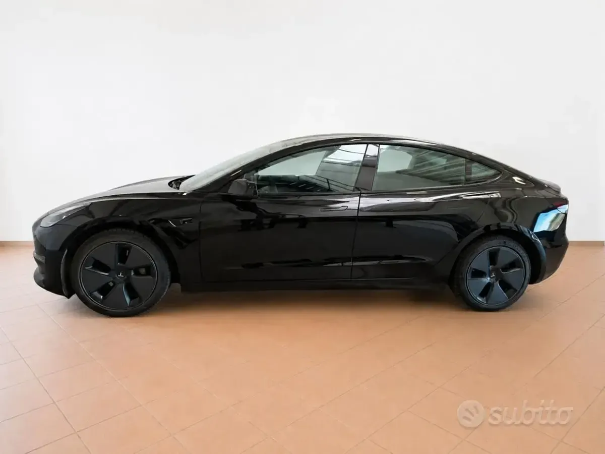 Usata Tesla Model 3 Long Range AWD 152 kW (208 CV) 2021 Nero Berlina