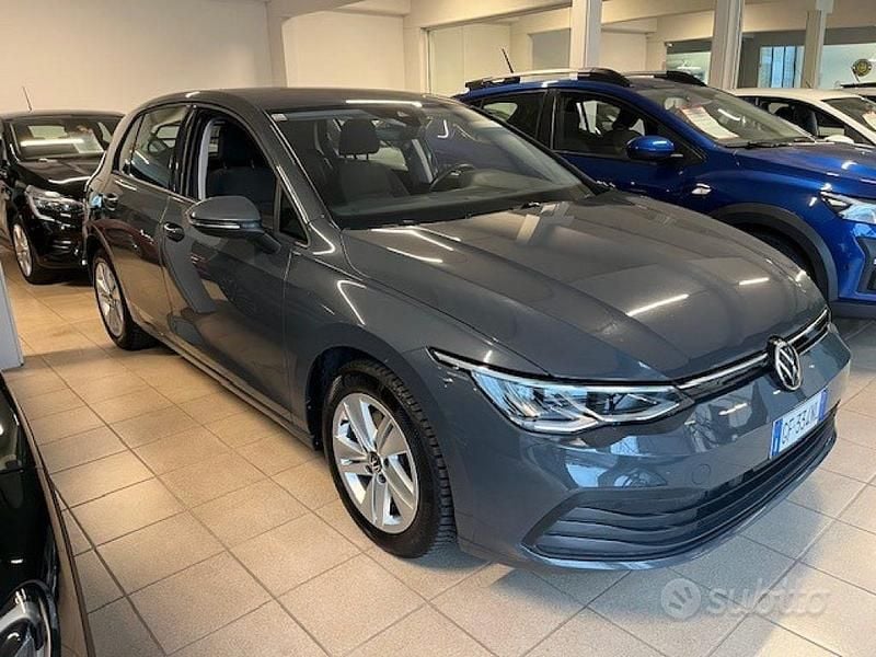Brugt VW Golf VII Life 116 HK (85 kW) 2021 Grå Hatchback