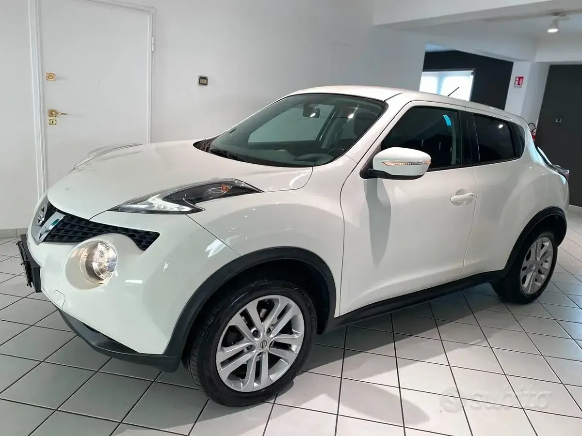 Usata Nissan Juke Acenta 110 CV (80 kW) 2014 Bianco SUV