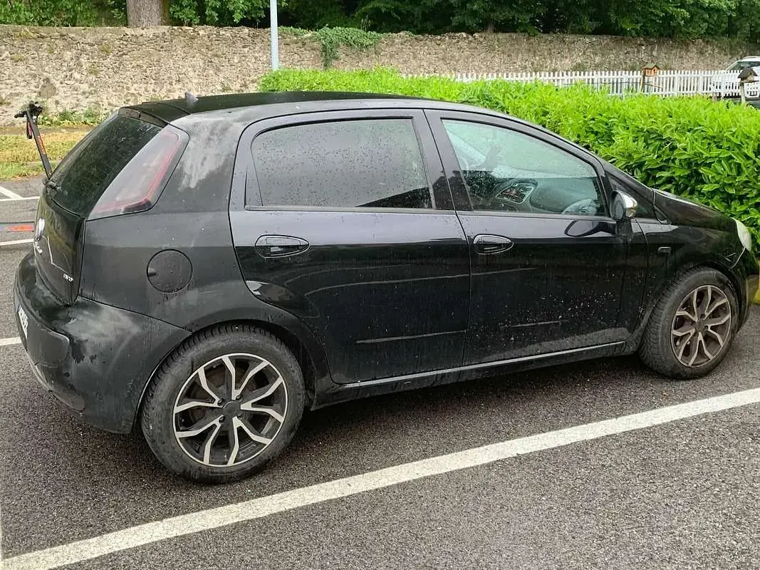 Usata Fiat Punto Evo S 95 CV (69 kW) 2010 Nero Utilitaria