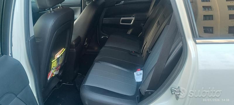 Bianco Usata 2012 Opel Antara SUV | 3800 € (Super prezzo) - Immagine 1/4