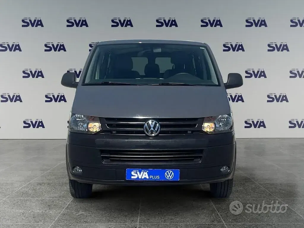 Usata VW Transporter 140 CV (102 kW) 2015 Grigio Furgone