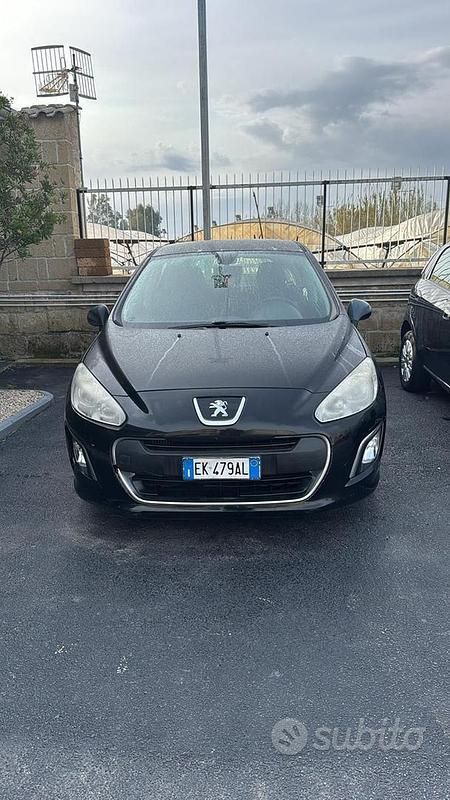 Nero Usata 2011 Peugeot 308 Due volumi | 3000 € (Super prezzo) - Immagine 1/4