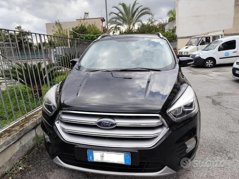Usata Ford Kuga Business Edition 120 CV (88 kW) 2018 Nero SUV