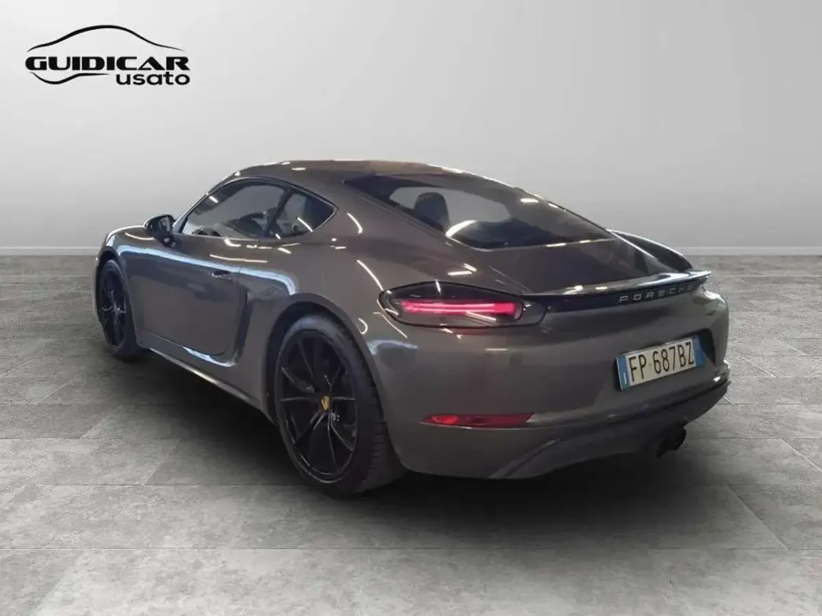 Usata Porsche 718 299 CV (219 kW) 2018 Grigio Coupé