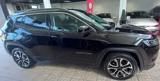 Usata Jeep Compass Limited 131 CV (96 kW) 2022 Nero SUV