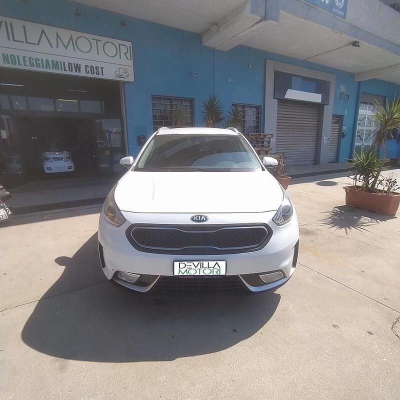 Usata Kia Niro Style 104 CV (76 kW) 2019 Bianco SUV
