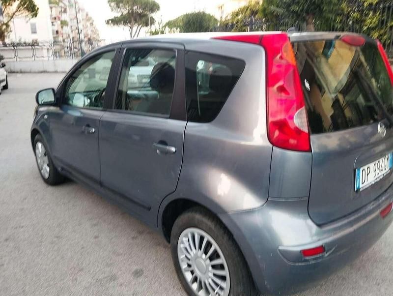 Usata Nissan Note Tekna 86 CV (63 kW) 2008 Grigio Monovolume