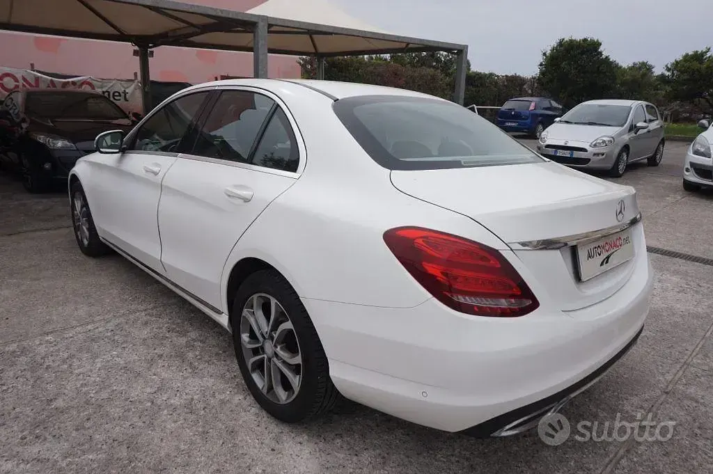 Usata Mercedes C220 170 CV (125 kW) 2016 Bianco polare Berlina
