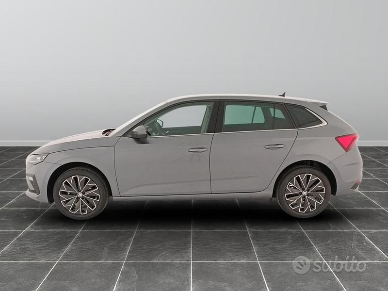 Usata Skoda Scala Selection 116 CV (85 kW) 2024 Grigio Utilitaria
