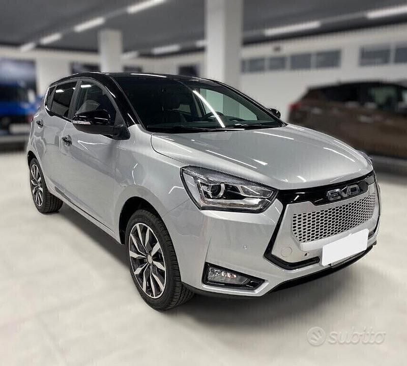 Nuova EVO Evo 3 113 CV (83 kW) 2025 Grigio SUV