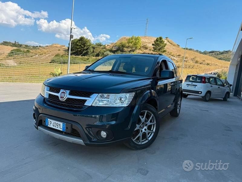 Usata Fiat Freemont Lounge 170 CV (125 kW) 2013 Blu SUV