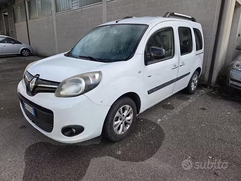 Usata Renault Kangoo 110 CV (80 kW) 2015 Bianco Monovolume