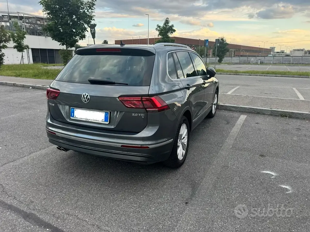 Usata VW Tiguan 150 CV (110 kW) 2016 Grigio SUV
