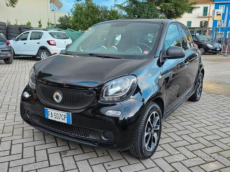 Usata Smart ForFour Passion 61 CV (44 kW) 2015 Nero Utilitaria