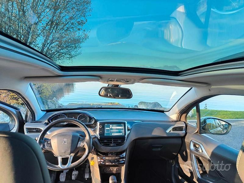 Usata Peugeot 2008 120 CV (88 kW) 2013 SUV