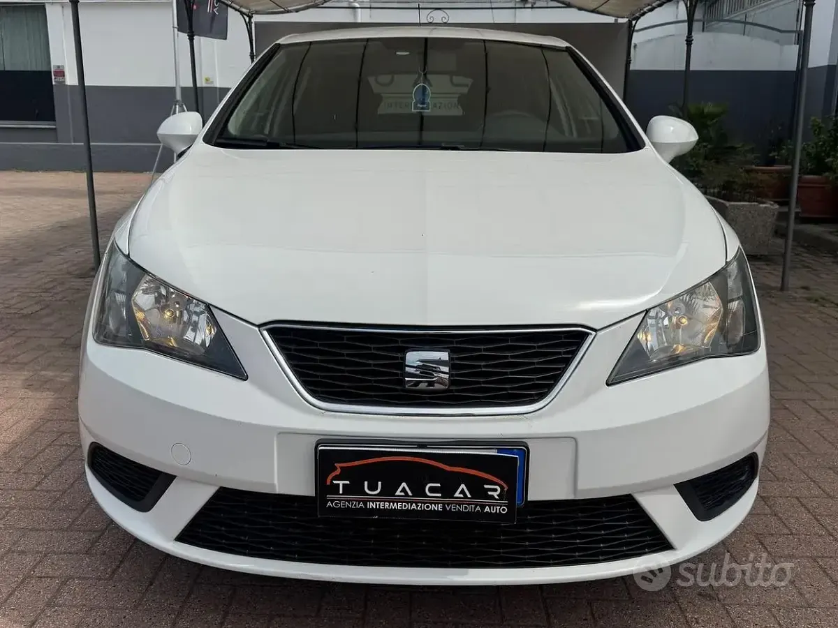 Usata Seat Ibiza CONNECT 75 CV (55 kW) 2017 Bianco Berlina