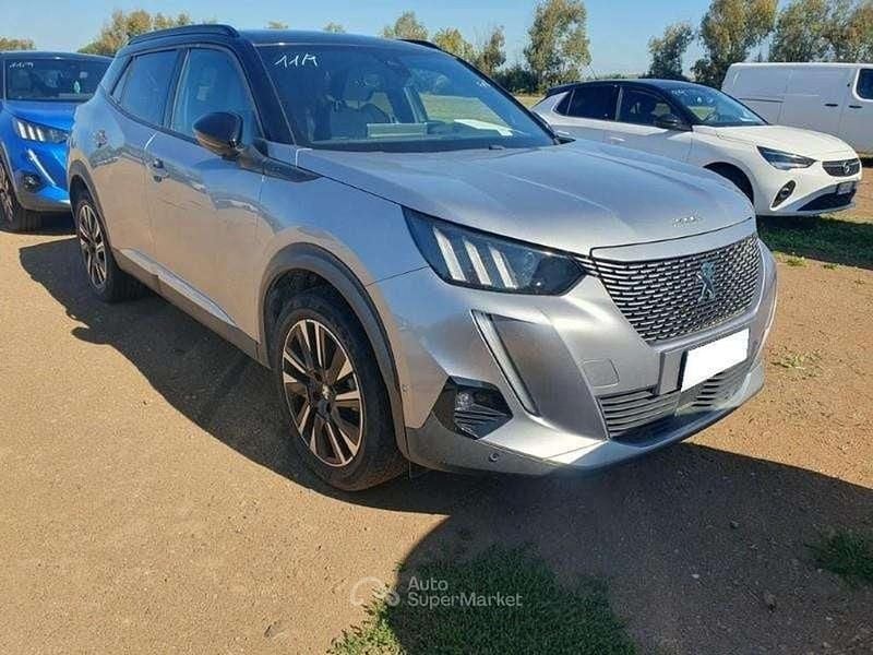 Usata Peugeot e-2008 GT 56 kW (77 CV) 2021 Grigio artense metallizzato SUV