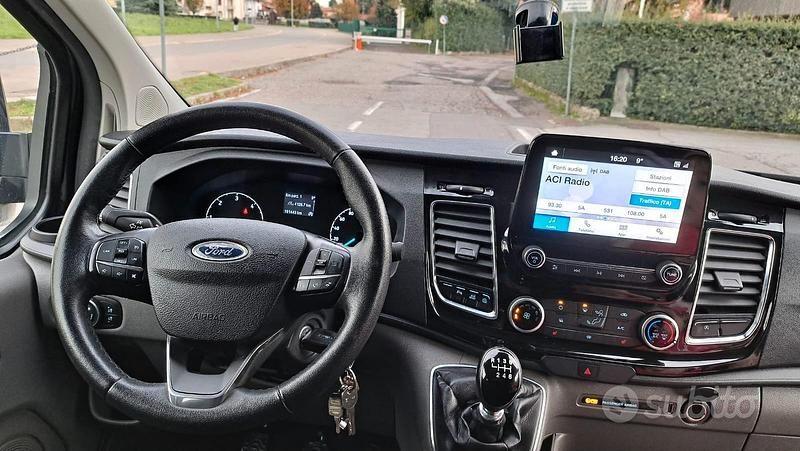 Usata Ford E-Transit 160 kW (218 CV) 2020 Nero Furgone