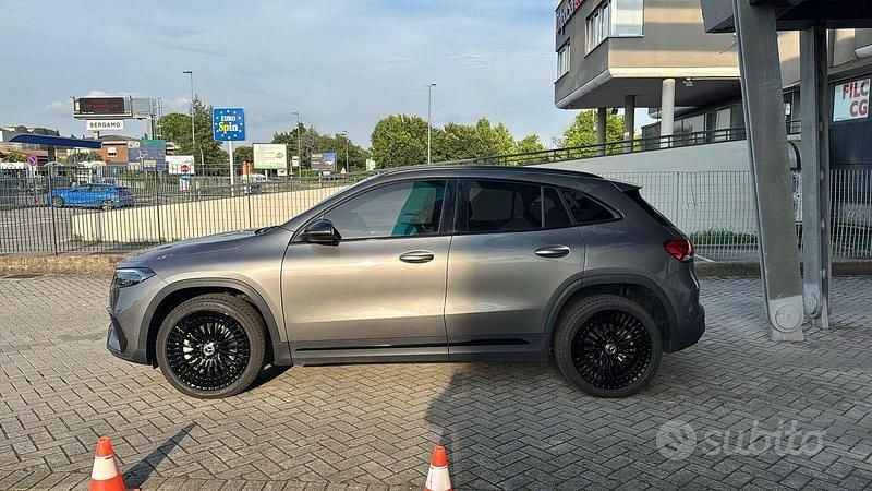 Occasion Mercedes EQA350 139 kW (189 ch) 2023 Gris SUV