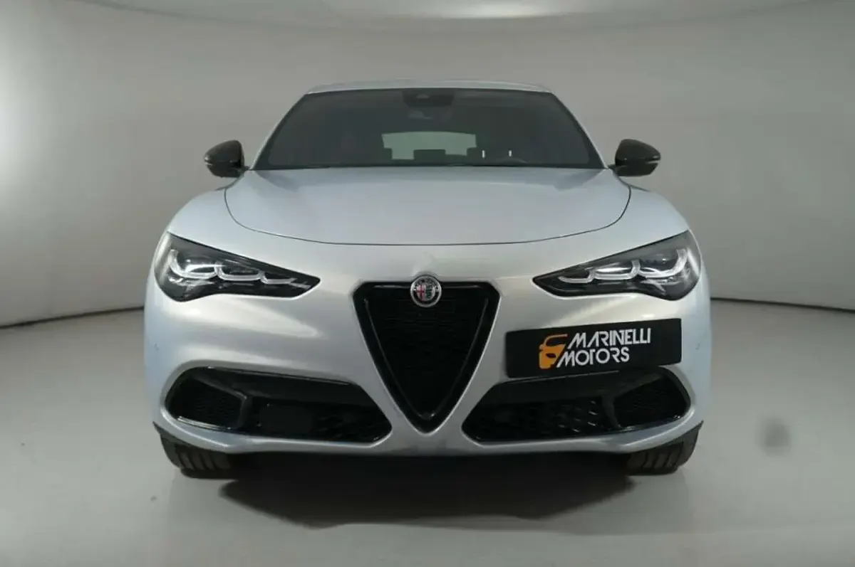 Usata Alfa Romeo Stelvio Sprint 160 CV (117 kW) 2024 Bianco SUV