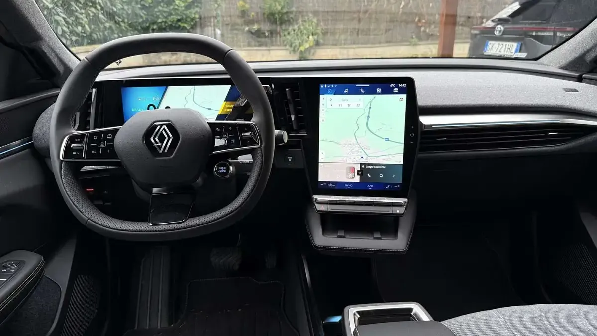 Usata Renault Scenic E-Tech Komfort 55 kW (75 CV) 2025 SUV
