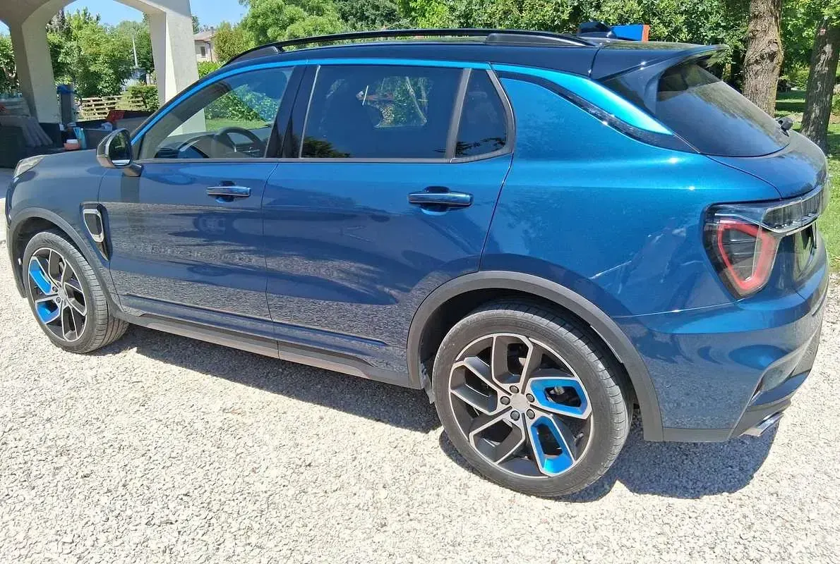 Usata Lynk & Co 01 179 CV (131 kW) 2024 Blu/azzurro SUV