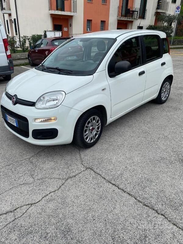Usata Fiat Panda 69 CV (50 kW) 2015 Bianco Utilitaria